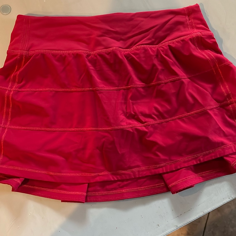 Lululemon, Pace Rival Skirt, Size 4, RARE